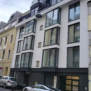  Apartament Just Rent Akh